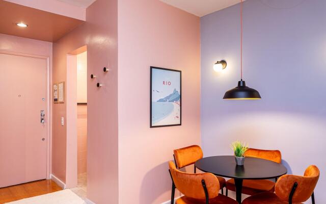 Quarto&Sala a 550m da Praia de Ipanema | PFA58/804