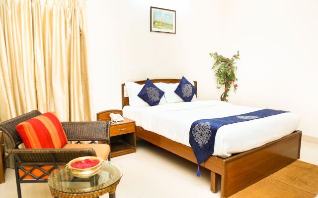 Pleasant Moments -Business Hotel