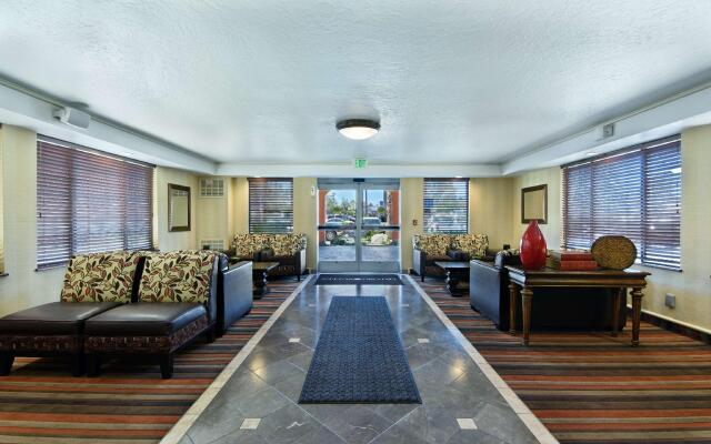 Oxnard Inn Lancaster