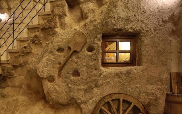 The Owl Cave Hotel