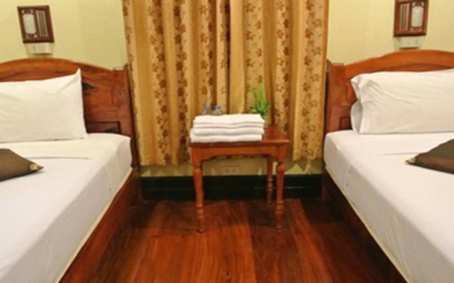 Lankham Riverside Hotel