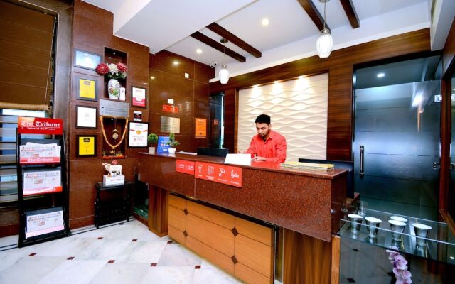 Leela Residency By OYO Rooms