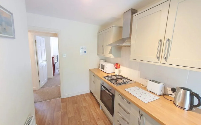 2-bed Flat With Superfast Wi-fi DW Lettings 29br