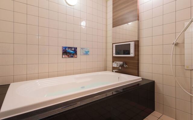 Restay Tina Grace - Adults Only