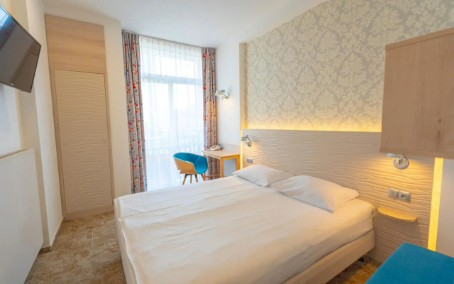 Metropol Hotel