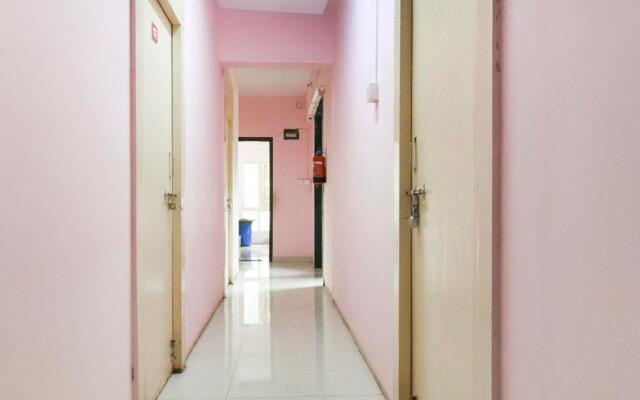 SPOT ON 69919 Hotel Galaxy