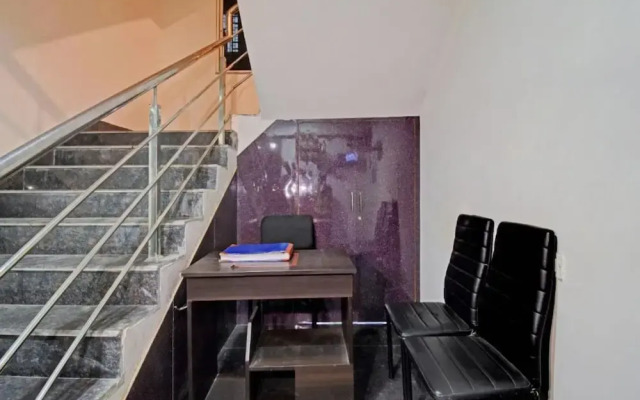 Goroomgo Royal Galaxy Newtown Kolkata