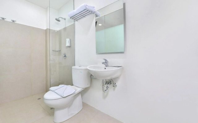 Whiz Hotel Falatehan Jakarta