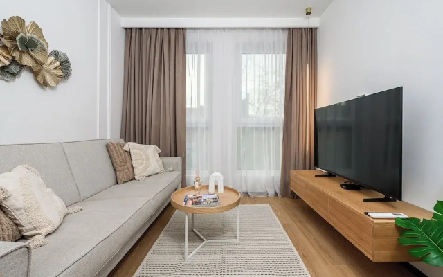 Lumina luxury 4-rooms apart with parking