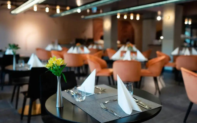 Hunguest Hotel Repce
