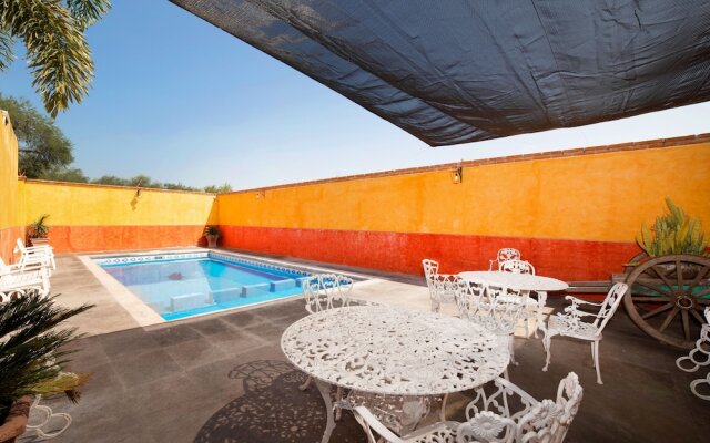 OYO Hotel Villas De San Miguel Media Luna