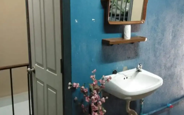 Changphuak Gate Guesthouse