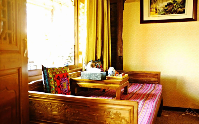 Lijiang Baisha Holiday Resort