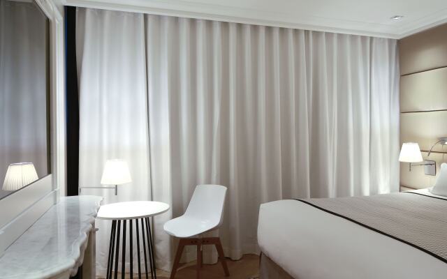 Hotel R de Paris