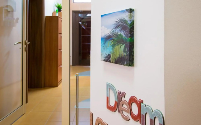 The Rocky House - Central & Private 2BDR