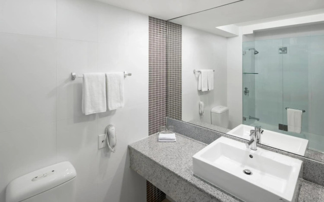 The Sydney Boulevard Hotel