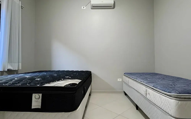 Casa com piscina em Bertioga 1