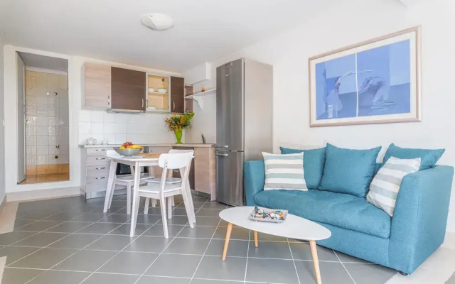 Naftilos Residences I