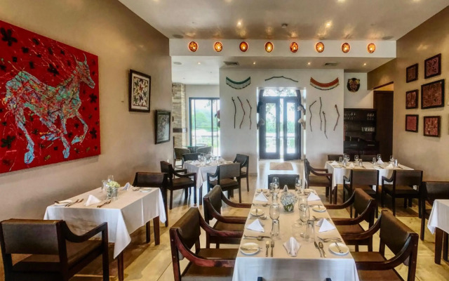 Lucero Golf and Country Club Tree Houses