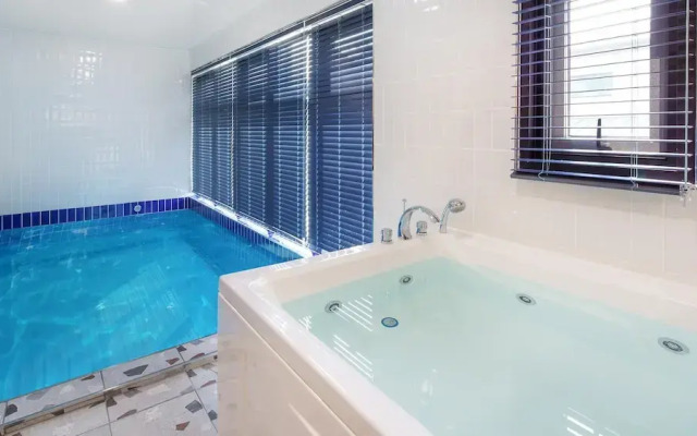 Gosung Shalala Private Pool & Spa Villa