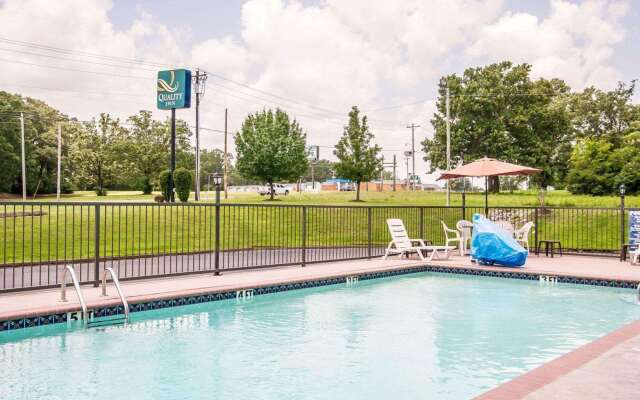 Quality Inn Savannah South