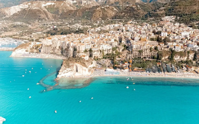 ananea Tropea Yachting Resort