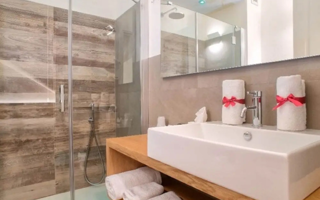 Family Escape With Pools and Sauna