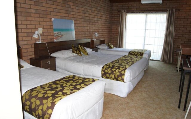 Bakery Park Motor Inn