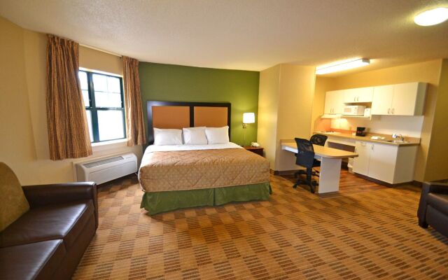 Extended Stay America Suites Toledo Holland