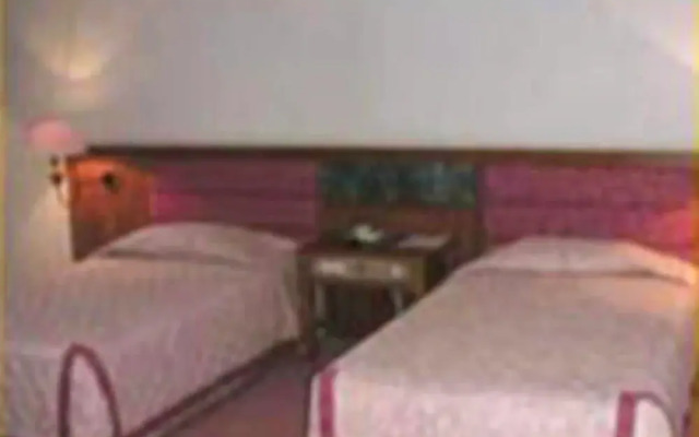 Mandarin Golden Valley Hotel & Spa