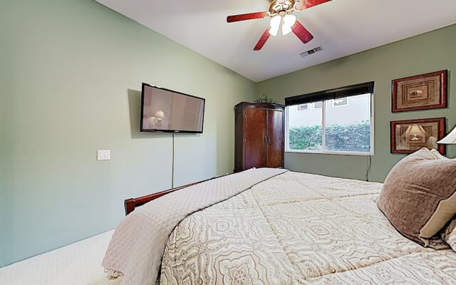 Golf View Drive - 4 Br Home