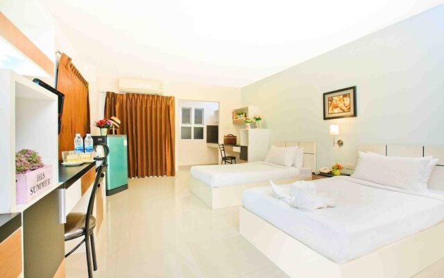Grand Holiday Residence