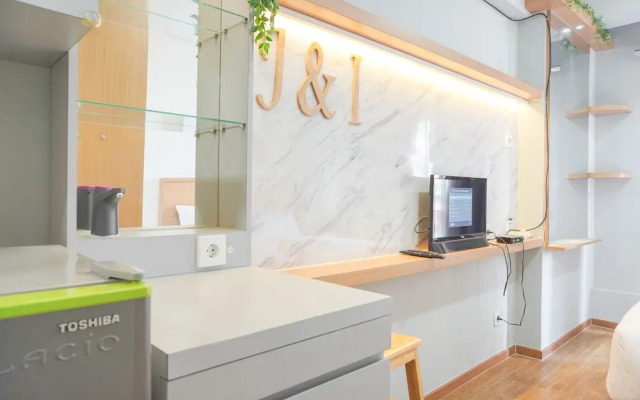 Relaxing And Comfy Studio Sunter Park View Apartment