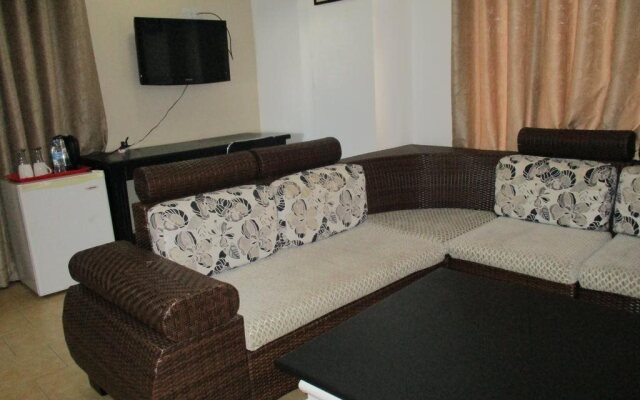 Kingdom Hotel