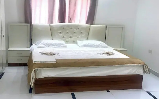OYO 157 Dream Barka Hotel