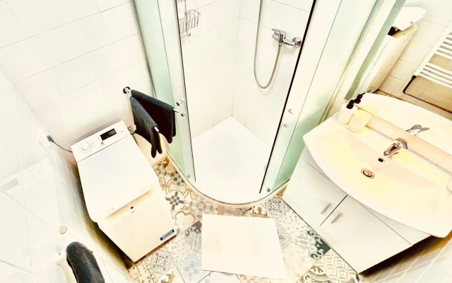 ZAROHEM 2 bedrooms APARTMENT in center with balcony