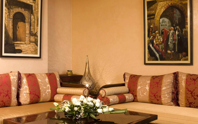 Le Zenith Hotel