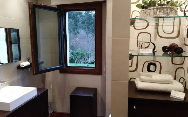 Hotel Reina Adosinda