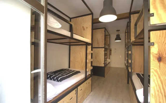 Surfing Etxea - Hostel