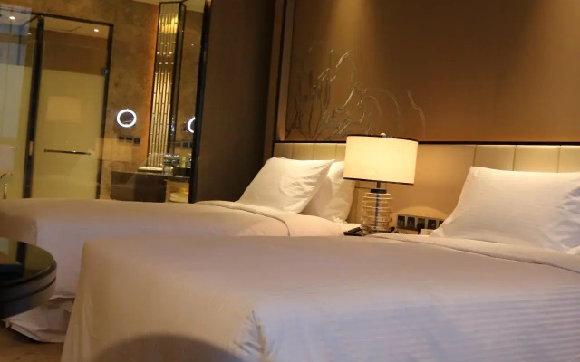 Fuyang Wanda Realm Hotel