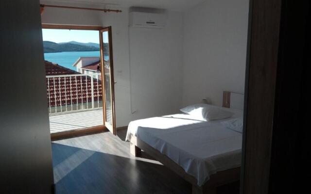 Apts Marijica - 100m from the beach