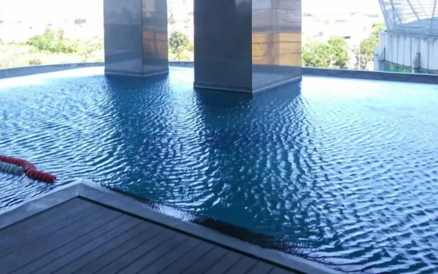 Spacious And Cozy 3Br At Grand Sungkono Lagoon Apartment