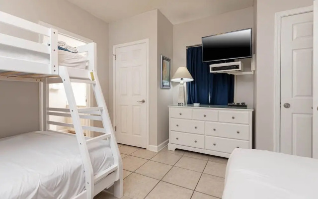 Phoenix X 1412 2 Bedroom Condo