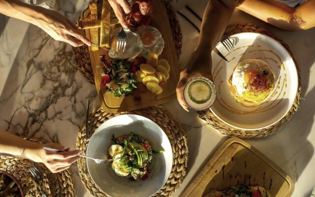 Sunday Boutique Hotel