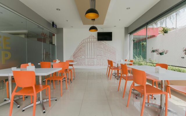 Evora Hotel