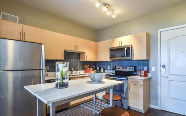 Plano Amazing 2BD 2BA Apartment