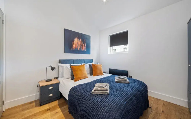 Sebright House
