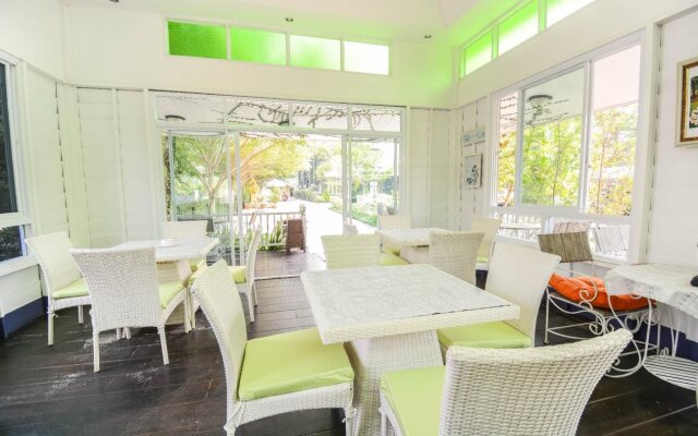 The target residence & resort