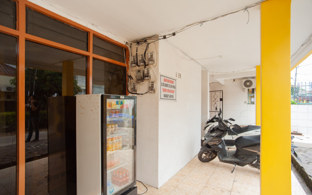 Reddoorz Syariah Jalan Wayhitam Palembang