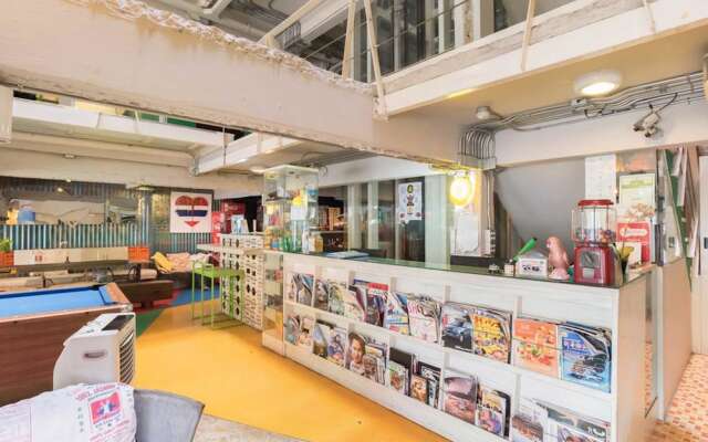 Saladaeng Gallery Hostel By Favstay